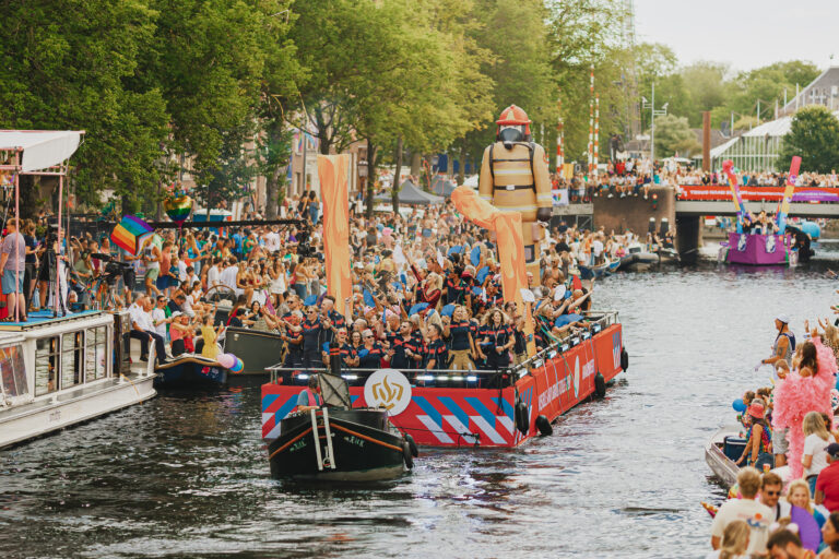 01 08 2026 Canal Pride Amsterdam 2026 (deel 1)